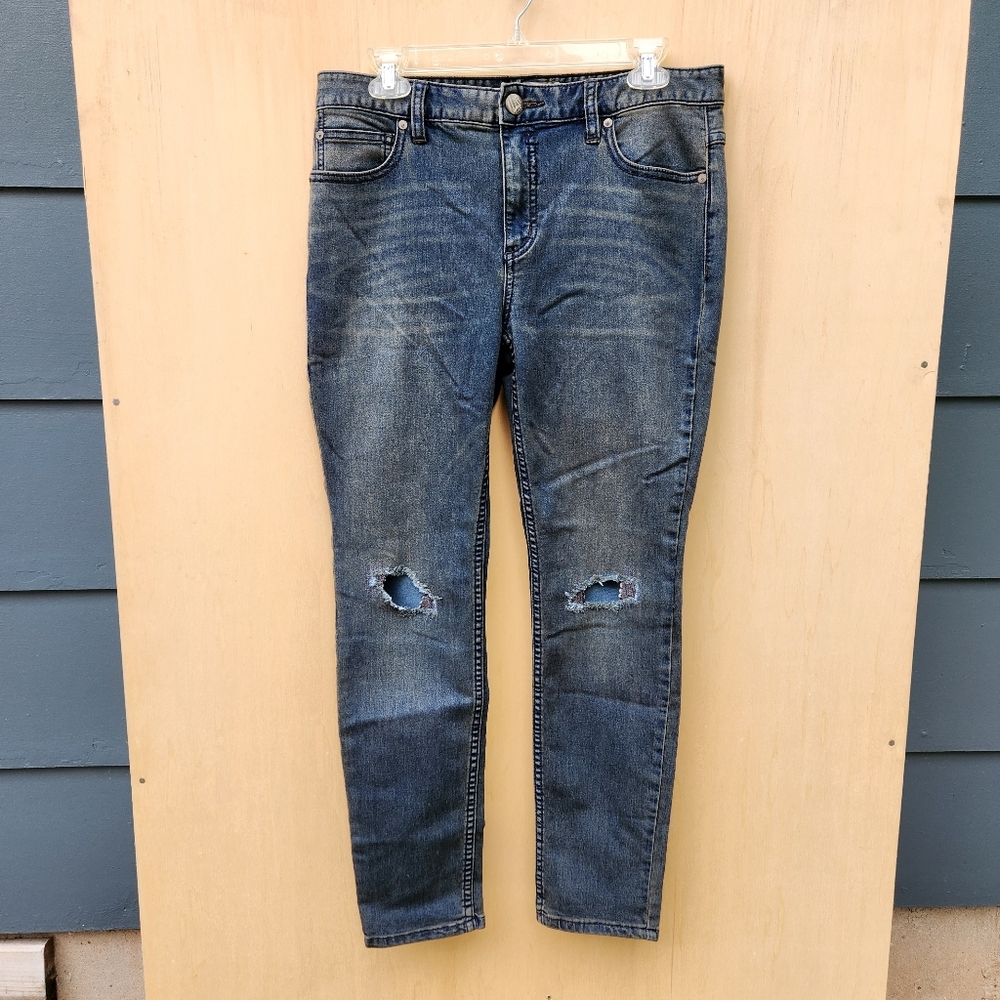 Free People Skinny Destroyed Jeans - Size 30